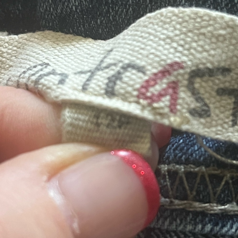 Contrast Jeans - Picture 4 of 6